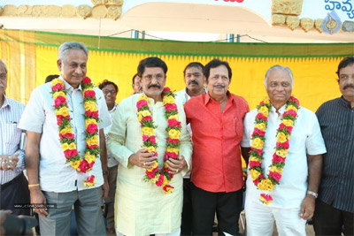 maa association,murali mohan,giribabu,suryanarayanarao  సినీ ఇండస్ట్రీ కోసం మురళి మోహన్ శాంతి హోమం..!